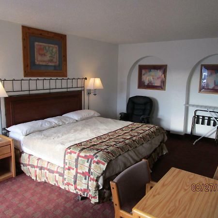 North Country Inn & Suites Mandan Eksteriør bilde