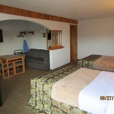 North Country Inn & Suites Mandan Eksteriør bilde