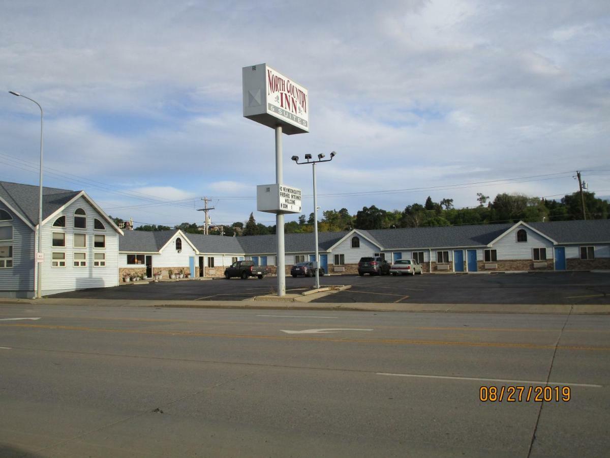 North Country Inn & Suites Mandan Eksteriør bilde