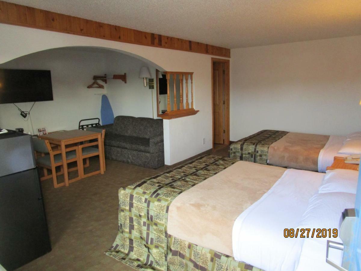 North Country Inn & Suites Mandan Eksteriør bilde
