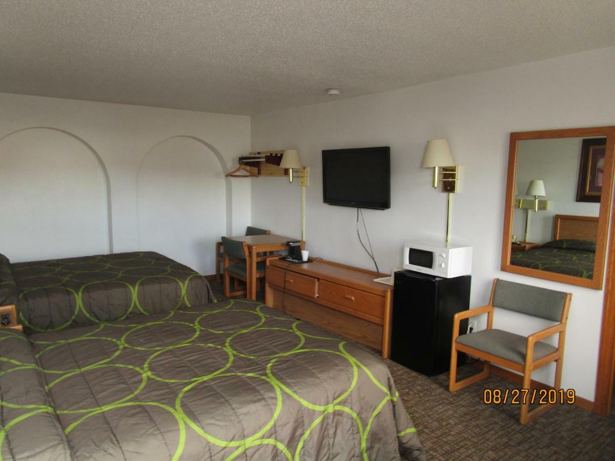 North Country Inn & Suites Mandan Eksteriør bilde